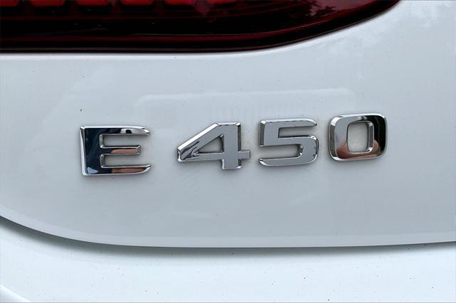 Photo of 2023 MANUFAKTUR Moonlight White Metallic Mercedes-Benz E-Class
