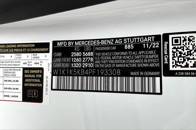 Photo of 2023 MANUFAKTUR Moonlight White Metallic Mercedes-Benz E-Class