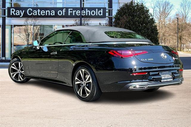 Photo of 2025 Black Mercedes-Benz CLE 300