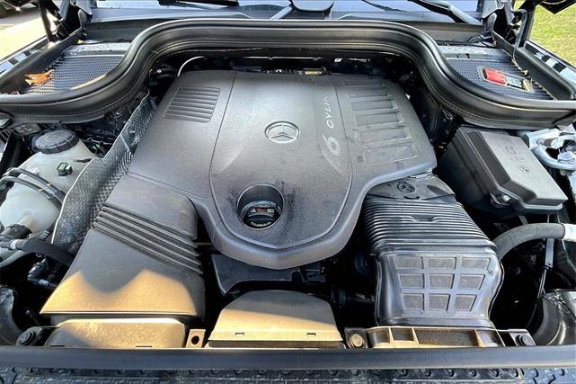 Photo of 2024 Black Mercedes-Benz GLS 450