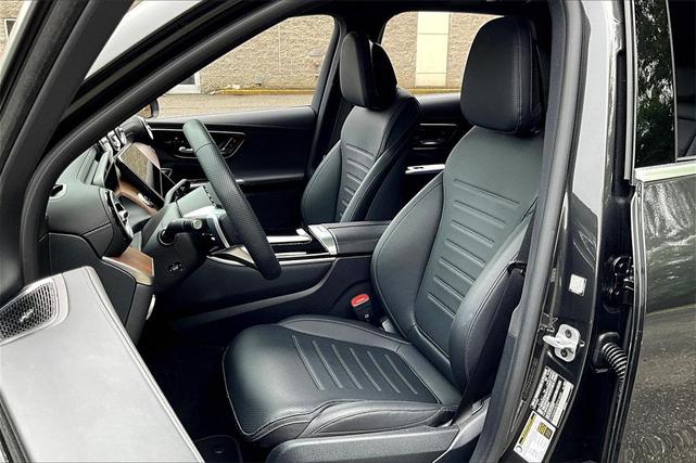 Photo of 2025 Grey Mercedes-Benz GLC 300