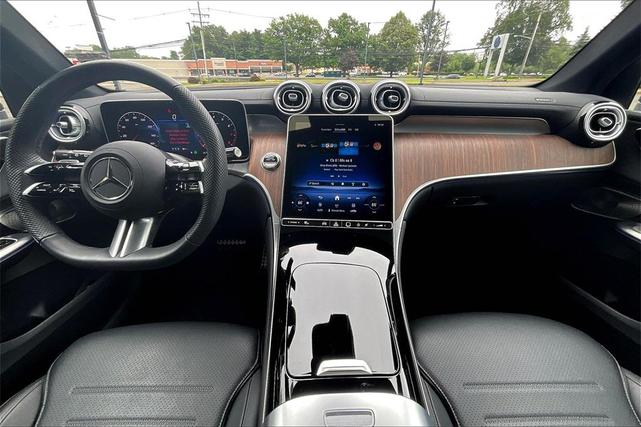 Photo of 2025 Grey Mercedes-Benz GLC 300