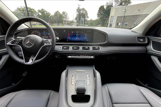 Photo of 2026 Black Mercedes-Benz GLE 350