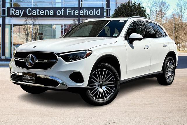 Photo of 2025 White Mercedes-Benz GLC 300
