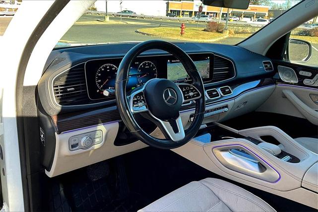 Photo of 2021 Diamond White Metallic Mercedes-Benz GLS 450