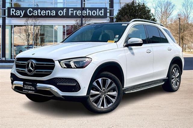 Photo of 2022 White Mercedes-Benz GLE 350