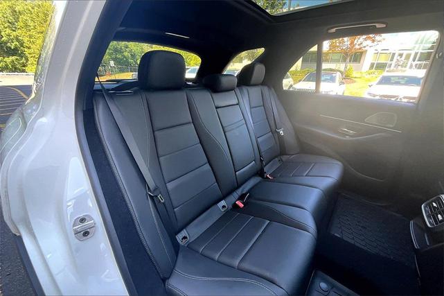 Photo of 2022 White Mercedes-Benz GLE 350
