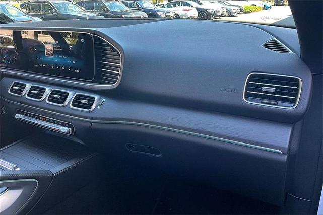 Photo of 2022 White Mercedes-Benz GLE 350