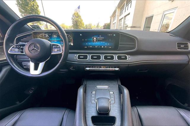 Photo of 2022 White Mercedes-Benz GLE 350
