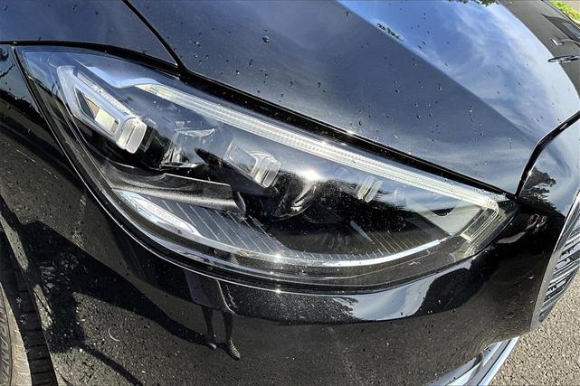 Photo of 2023 Obsidian Black Metallic Mercedes-Benz S-Class