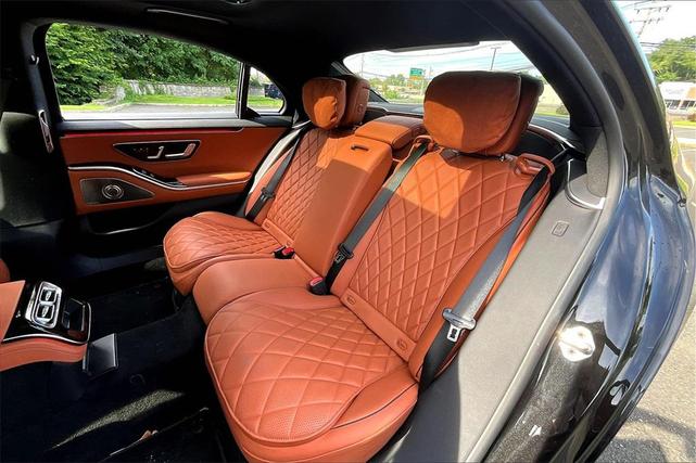 Photo of 2023 Obsidian Black Metallic Mercedes-Benz S-Class