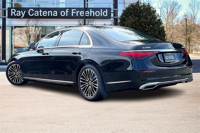 Photo of 2023 Obsidian Black Metallic Mercedes-Benz S-Class