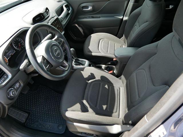 Photo of 2022 Slate Blue Pearlcoat Jeep Renegade