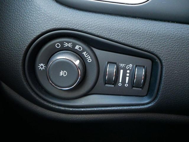 Photo of 2022 Slate Blue Pearlcoat Jeep Renegade