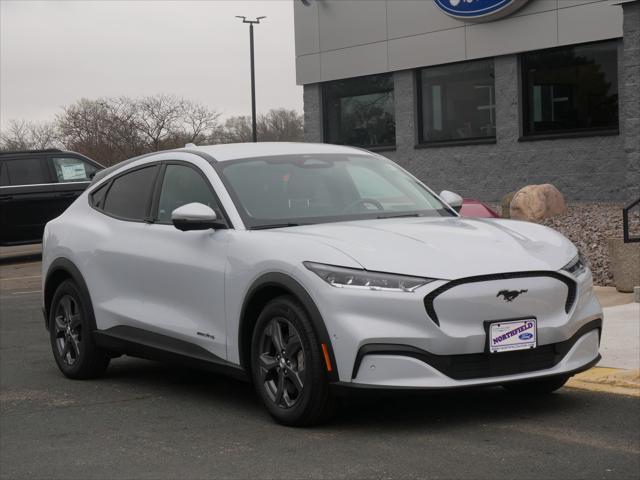 Photo of 2022 White Ford Mustang Mach-E