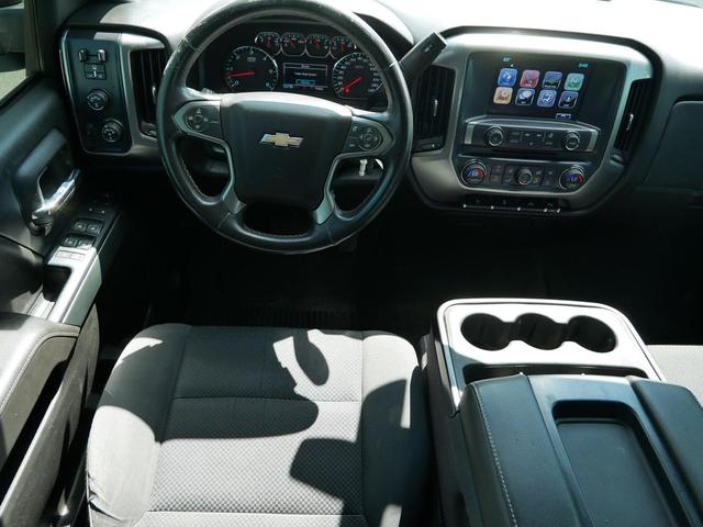 Photo of 2017 White Chevrolet Silverado 1500