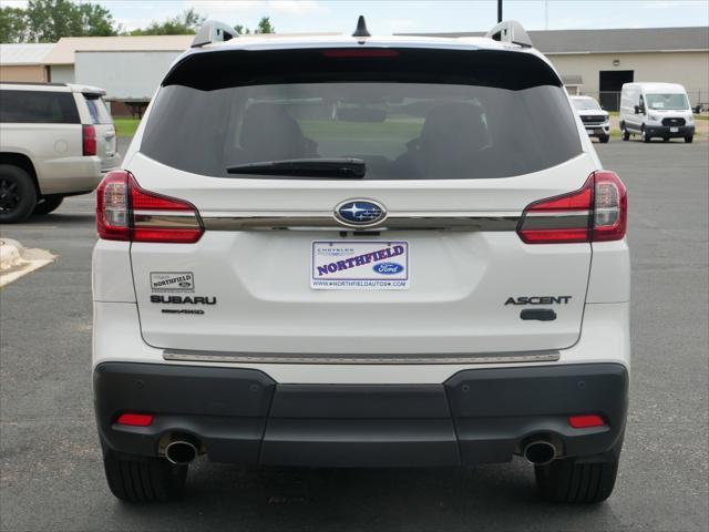 Photo of 2022 Crystal White Pearl Subaru Ascent