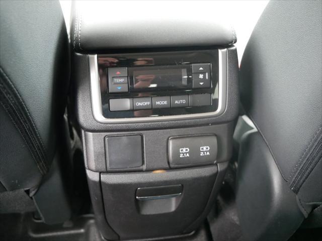 Photo of 2022 Crystal White Pearl Subaru Ascent