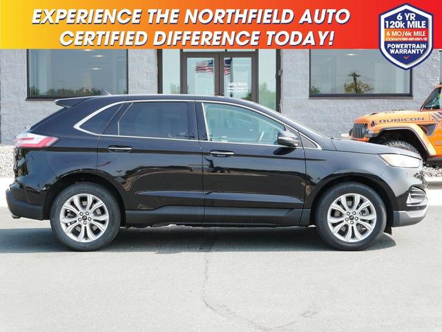 Photo of 2024 Agate Black Metallic Ford Edge
