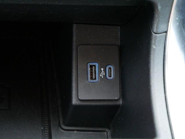 Photo of 2024 Agate Black Metallic Ford Edge
