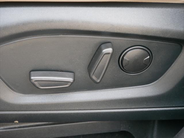 Photo of 2022 Agate Black Metallic Ford Explorer