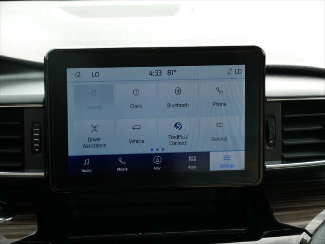 Photo of 2022 Agate Black Metallic Ford Explorer