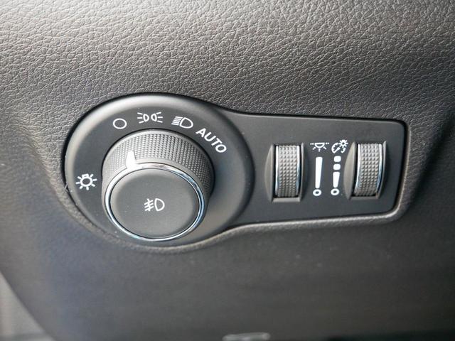 Photo of 2025 Hydro Blue Pearlcoat Jeep Compass