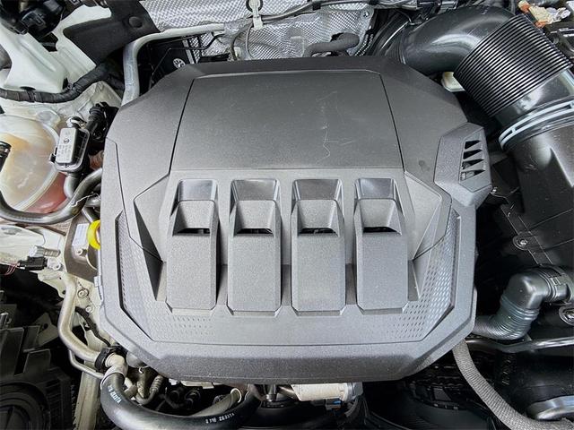 Photo of 2020 White Audi Q3