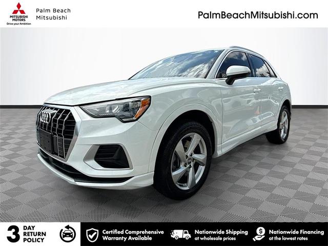 Photo of 2020 White Audi Q3