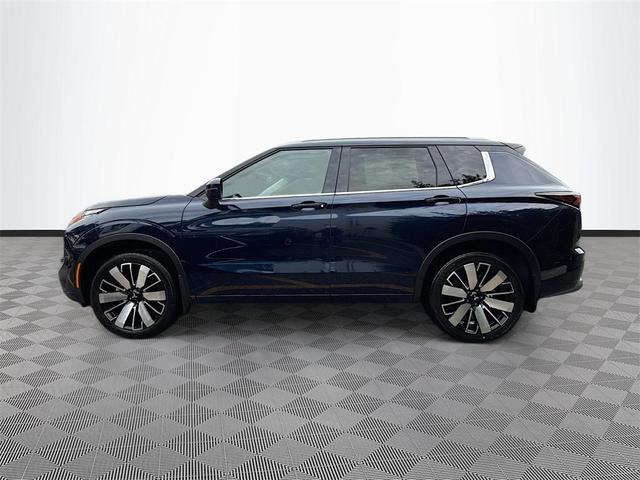 Photo of 2025 Cosmic Blue Metallic Mitsubishi Outlander