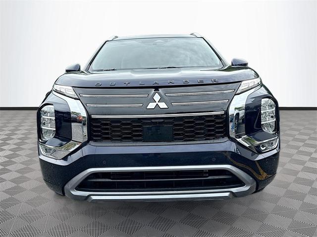 Photo of 2025 Cosmic Blue Metallic Mitsubishi Outlander