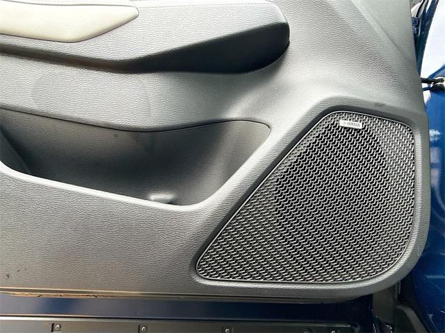 Photo of 2025 Cosmic Blue Metallic Mitsubishi Outlander