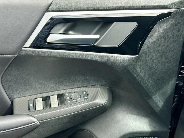 Photo of 2025 Graphite Gray Mitsubishi Outlander PHEV