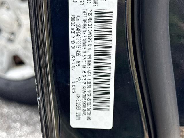 Photo of 2011 Blackberry Pearlcoat Dodge Journey