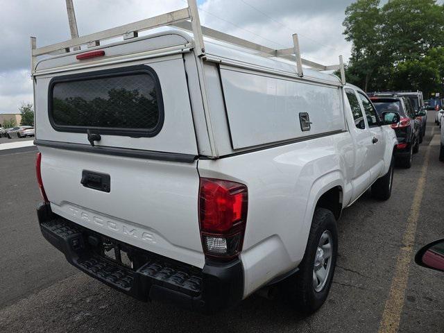 Photo of 2018 Super White Toyota Tacoma