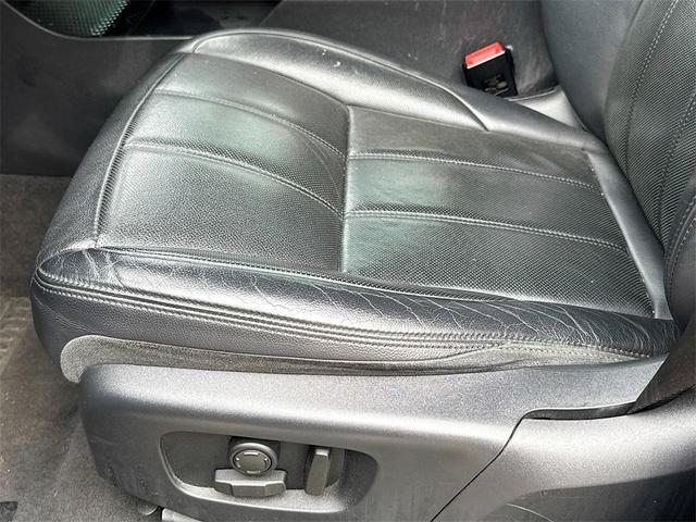 Photo of 2020 Black Land Rover Range Rover Evoque