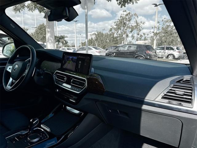 Photo of 2024 Dark Graphite Metallic BMW X3