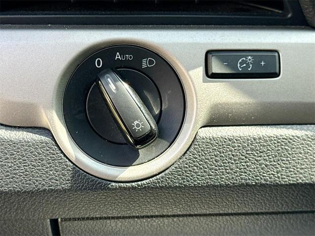Photo of 2022 Deep Black Pearl Volkswagen Passat