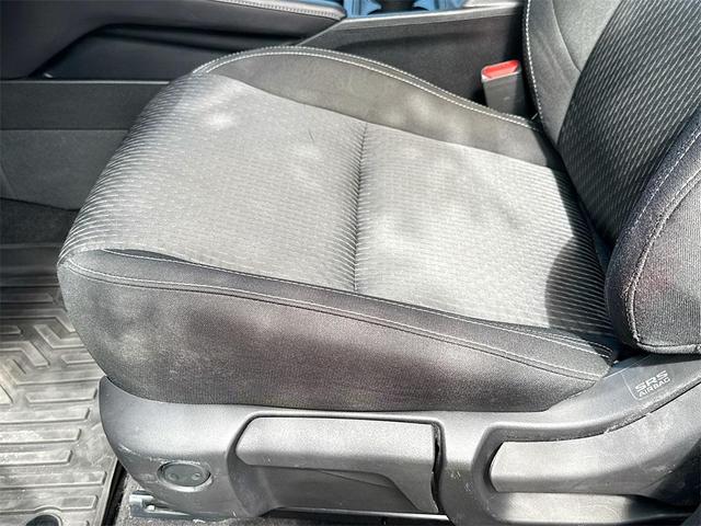 Photo of 2024 Labrador Black Pearl Mitsubishi Outlander