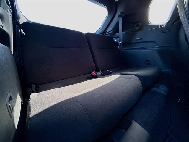 Photo of 2024 Labrador Black Pearl Mitsubishi Outlander