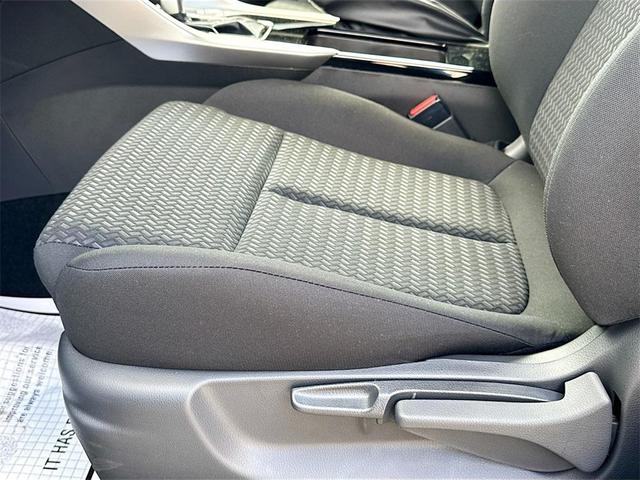 Photo of 2025 Alloy Silver Metallic Mitsubishi Eclipse Cross