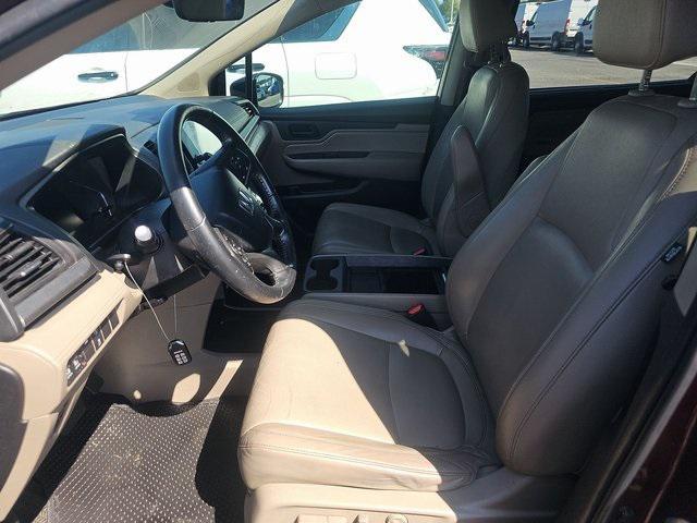 Photo of 2021 Burgundy Honda Odyssey