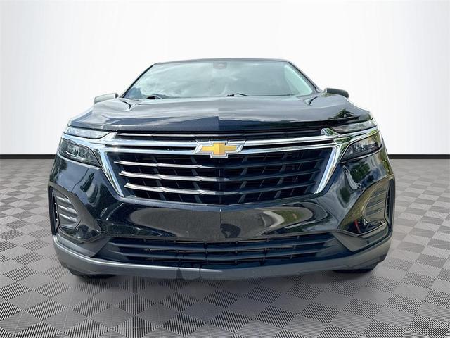 Photo of 2022 Mosaic Black Metallic Chevrolet Equinox