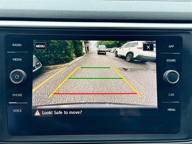 Photo of 2021 Deep Black Volkswagen Atlas