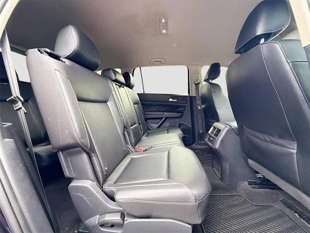 Photo of 2021 Deep Black Volkswagen Atlas