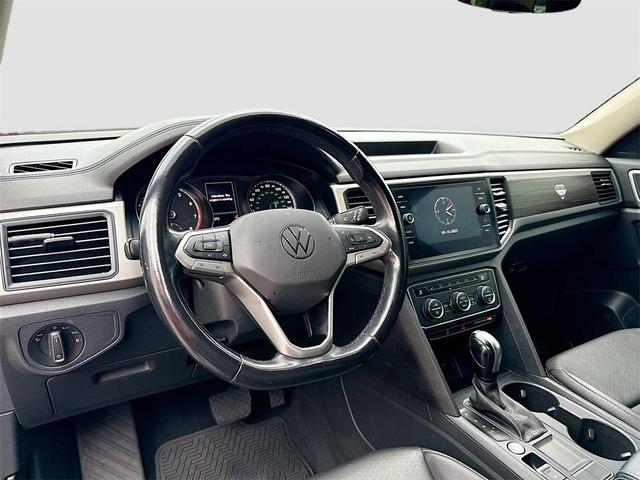 Photo of 2021 Deep Black Volkswagen Atlas