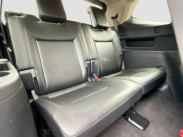Photo of 2021 Deep Black Volkswagen Atlas