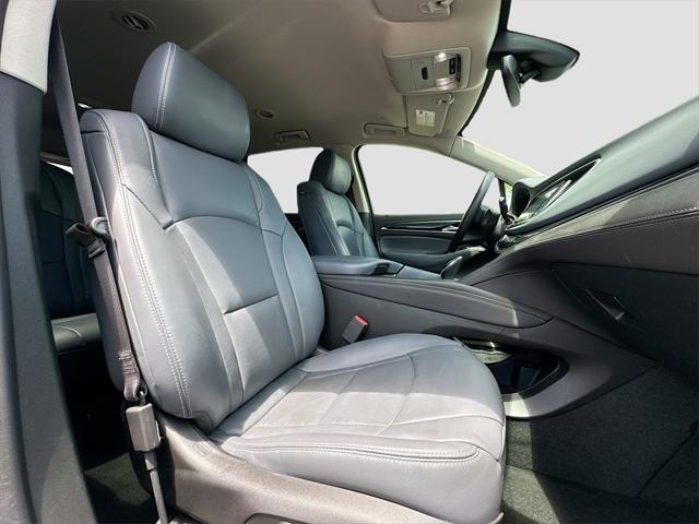 Photo of 2018 Quicksilver Metallic Buick Enclave
