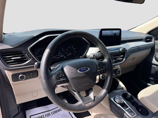 Photo of 2020 Ingot Silver Ford Escape