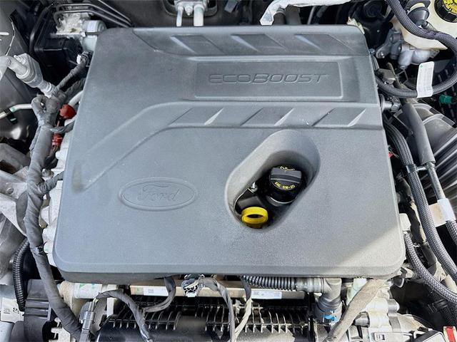 Photo of 2020 Ingot Silver Ford Escape